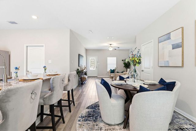 8106 Bending Tree, San Antonio, TX 78254