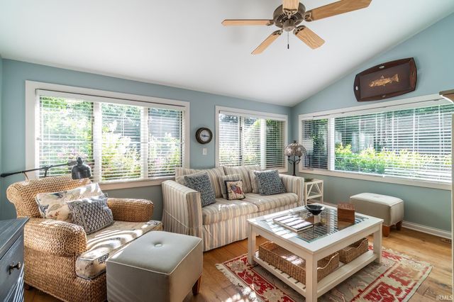 11425 N Cedar Point High Road, Syracuse, IN 46567