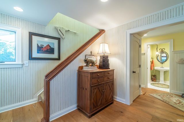 11425 N Cedar Point High Road, Syracuse, IN 46567