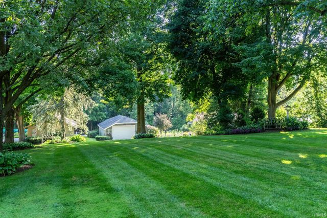 11425 N Cedar Point High Road, Syracuse, IN 46567