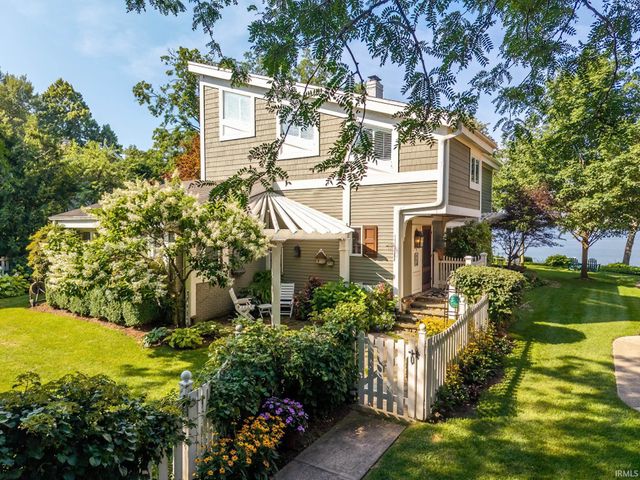 11425 N Cedar Point High Road, Syracuse, IN 46567