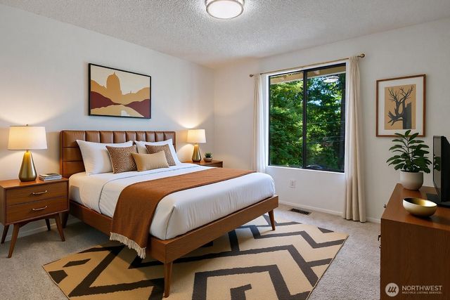 6530 W Mercer Way, Mercer Island, WA 98040