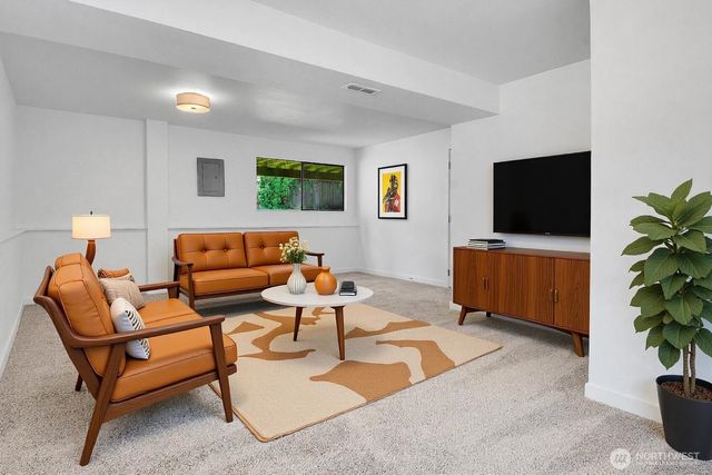 6530 W Mercer Way, Mercer Island, WA 98040