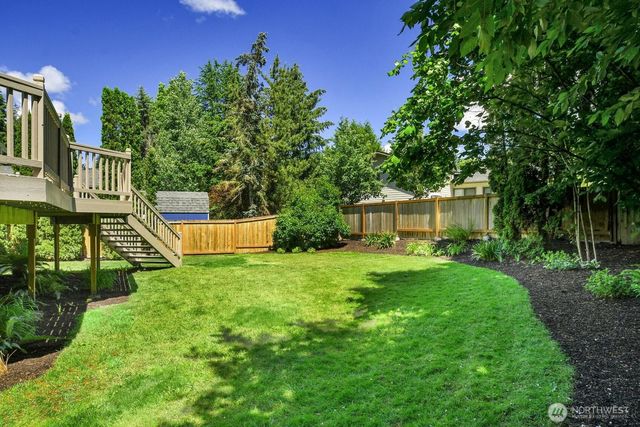 6530 W Mercer Way, Mercer Island, WA 98040