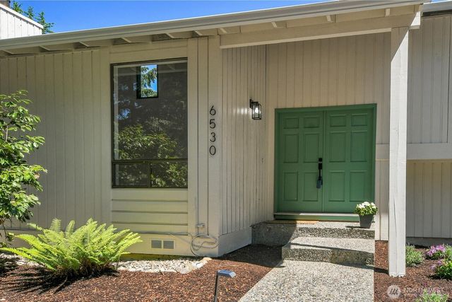 6530 W Mercer Way, Mercer Island, WA 98040