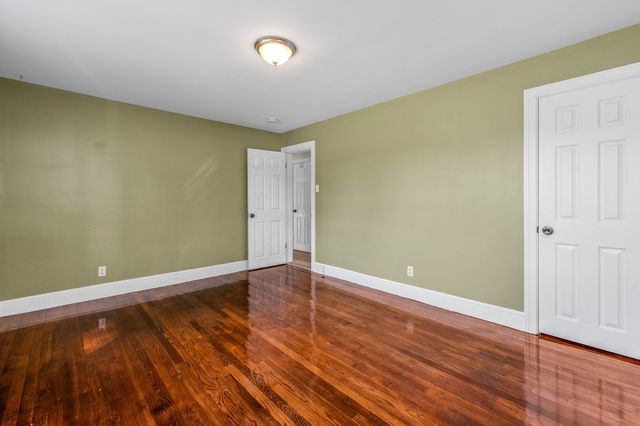 83 Mansfield Ave, Norton, MA 02766