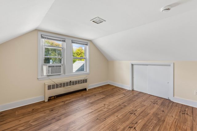 83 Mansfield Ave, Norton, MA 02766