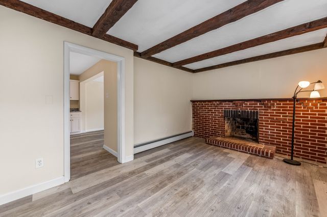 83 Mansfield Ave, Norton, MA 02766