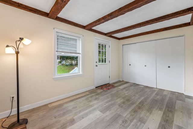 83 Mansfield Ave, Norton, MA 02766