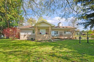 57802 92nd Avenue, Dowagiac, MI 49047