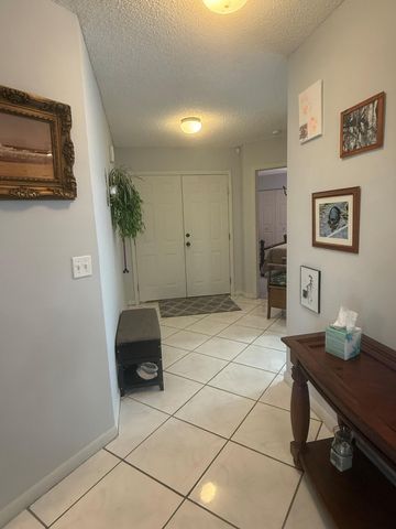 216 Par Drive, Royal Palm Beach, FL 33411