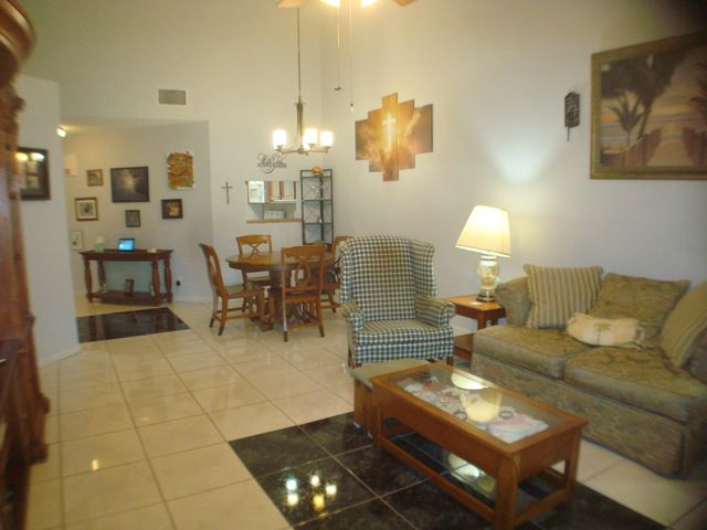 216 Par Drive, Royal Palm Beach, FL 33411