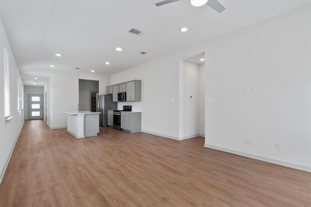 128 Scarborough WAY, San Marcos, TX 78666