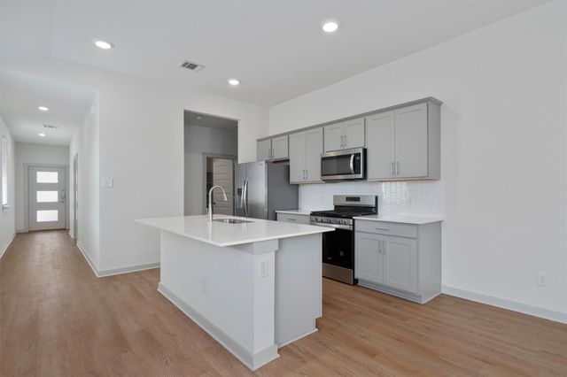 128 Scarborough WAY, San Marcos, TX 78666