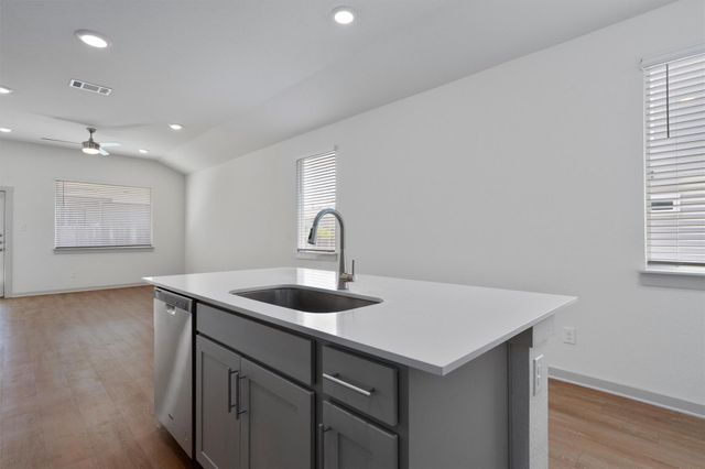 128 Scarborough WAY, San Marcos, TX 78666