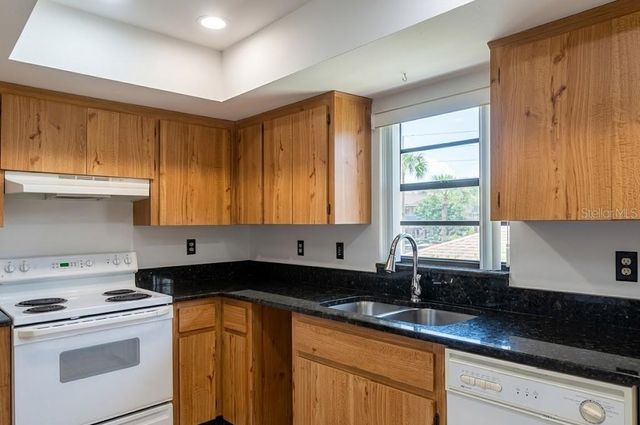 2401 GULL COURT L202, Clearwater, FL 33762