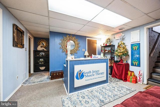 1 N VALLEY AVE, Vineland, NJ 08360