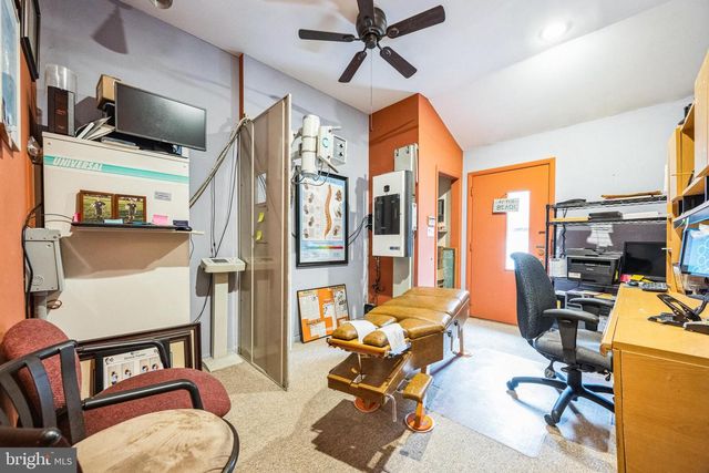 1 N VALLEY AVE, Vineland, NJ 08360