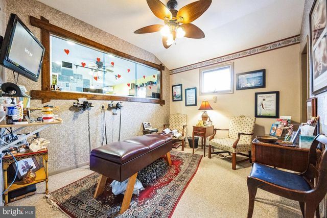 1 N VALLEY AVE, Vineland, NJ 08360