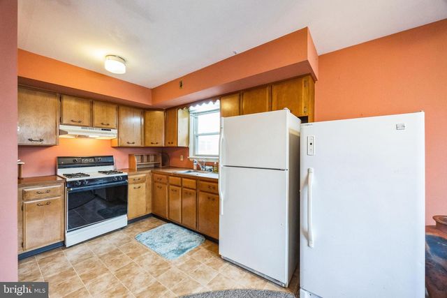 1 N VALLEY AVE, Vineland, NJ 08360