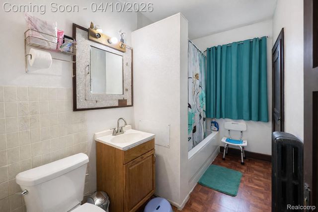 12624 Charest Street, Detroit, MI 48212