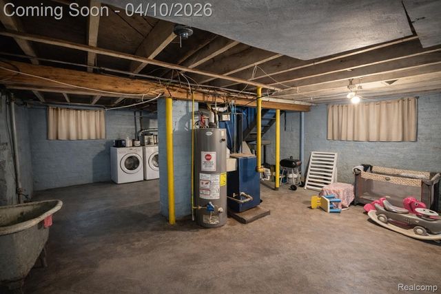 12624 Charest Street, Detroit, MI 48212