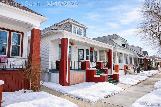 12624 Charest Street, Detroit, MI 48212