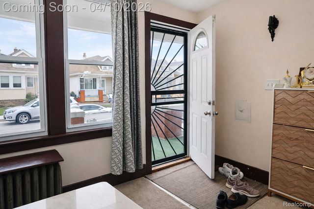 12624 Charest Street, Detroit, MI 48212