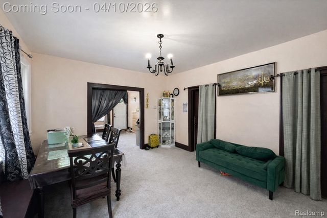 12624 Charest Street, Detroit, MI 48212