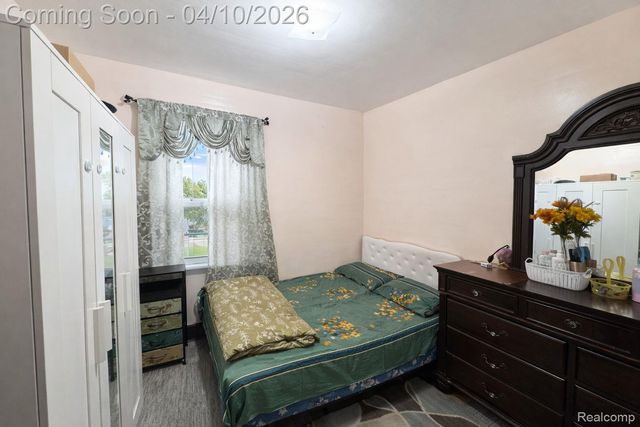 12624 Charest Street, Detroit, MI 48212