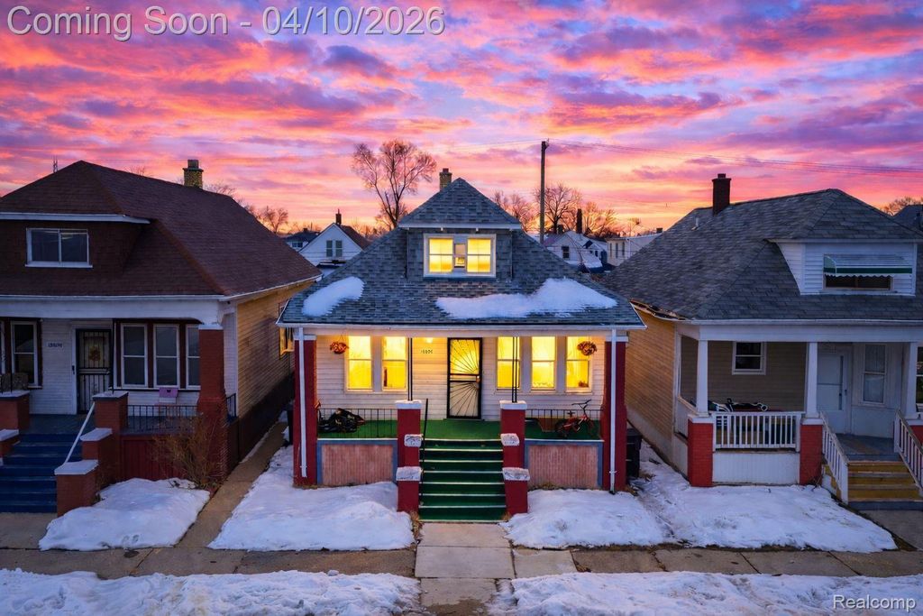 12624 Charest Street, Detroit, MI 48212