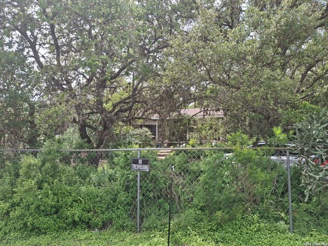 501 Eastview, Canyon Lake, TX 78133