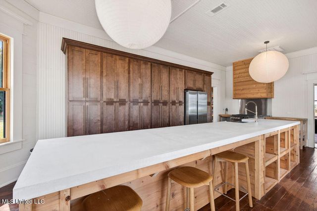 326 Carroll Avenue, Bay Saint Louis, MS 39520