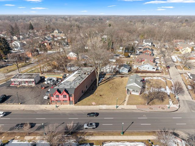 35732 W Michigan Avenue, Wayne, MI 48184