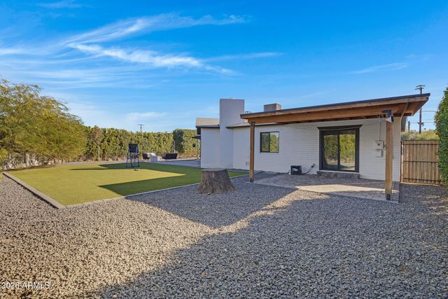 501 W TOLEDO Street, Chandler, AZ 85225