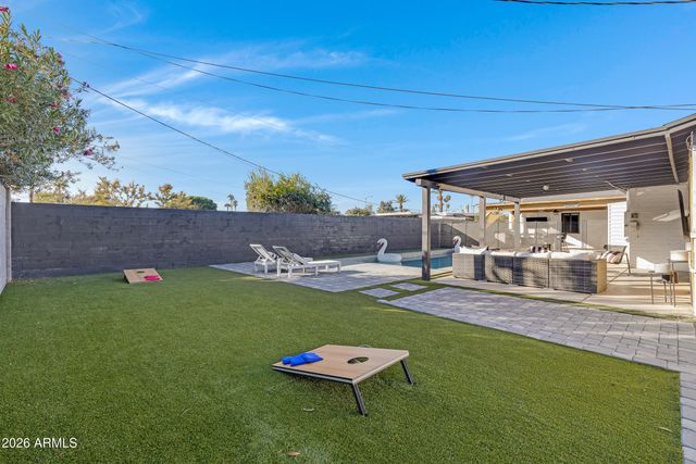 501 W TOLEDO Street, Chandler, AZ 85225