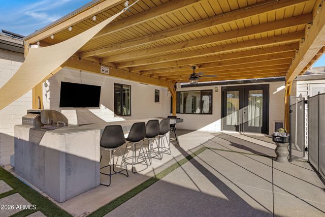501 W TOLEDO Street, Chandler, AZ 85225
