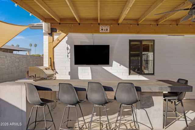 501 W TOLEDO Street, Chandler, AZ 85225