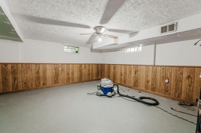 4651 Cemetery Road, Hilliard, OH 43026