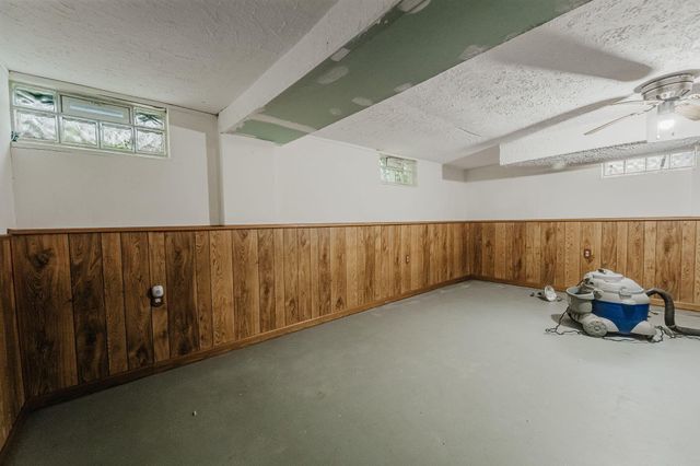 4651 Cemetery Road, Hilliard, OH 43026
