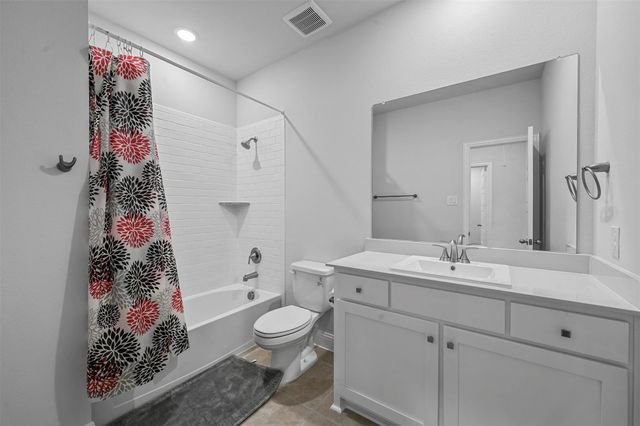 2210 Balboa Drive, Rowlett, TX 75088