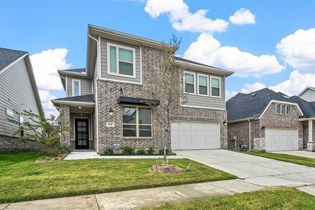 2210 Balboa Drive, Rowlett, TX 75088