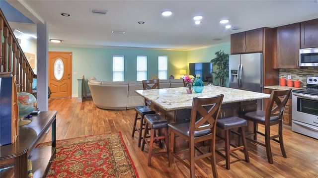 1602 S RIVERSIDE DRIVE, Edgewater, FL 32132