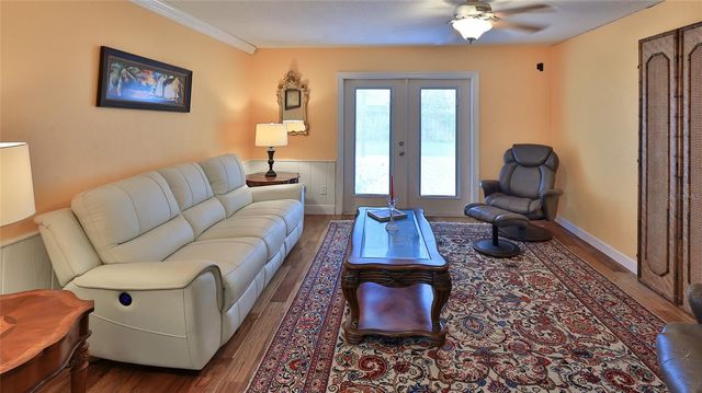 1602 S RIVERSIDE DRIVE, Edgewater, FL 32132