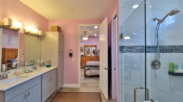 1602 S RIVERSIDE DRIVE, Edgewater, FL 32132