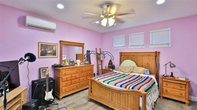 1602 S RIVERSIDE DRIVE, Edgewater, FL 32132