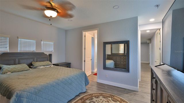 1602 S RIVERSIDE DRIVE, Edgewater, FL 32132