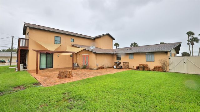 1602 S RIVERSIDE DRIVE, Edgewater, FL 32132