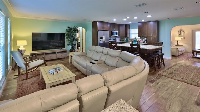 1602 S RIVERSIDE DRIVE, Edgewater, FL 32132