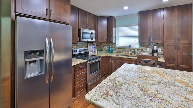 1602 S RIVERSIDE DRIVE, Edgewater, FL 32132